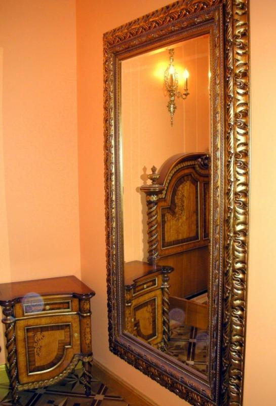 Багетная рама для зеркала